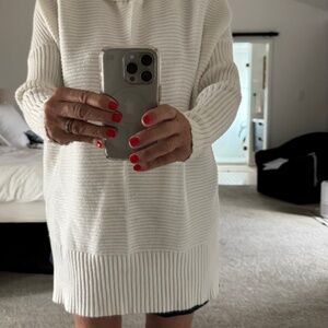 Over-sized sweater-size S